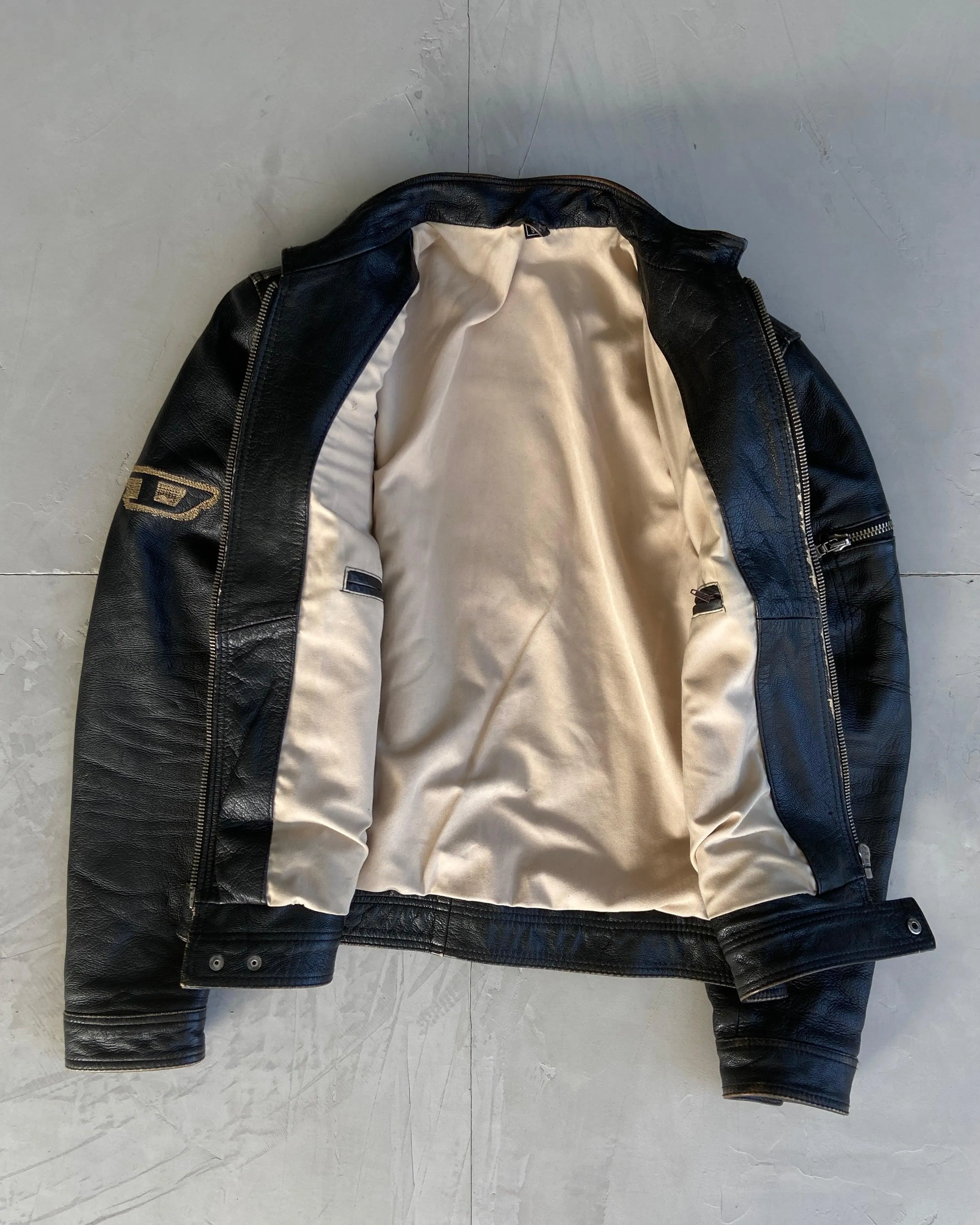 DIESEL VINTAGE 'D' LEATHER JACKET - M