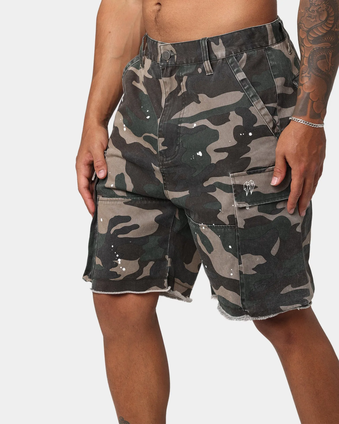 EN ES Splatter Camo Cargo Shorts Woodland Camo