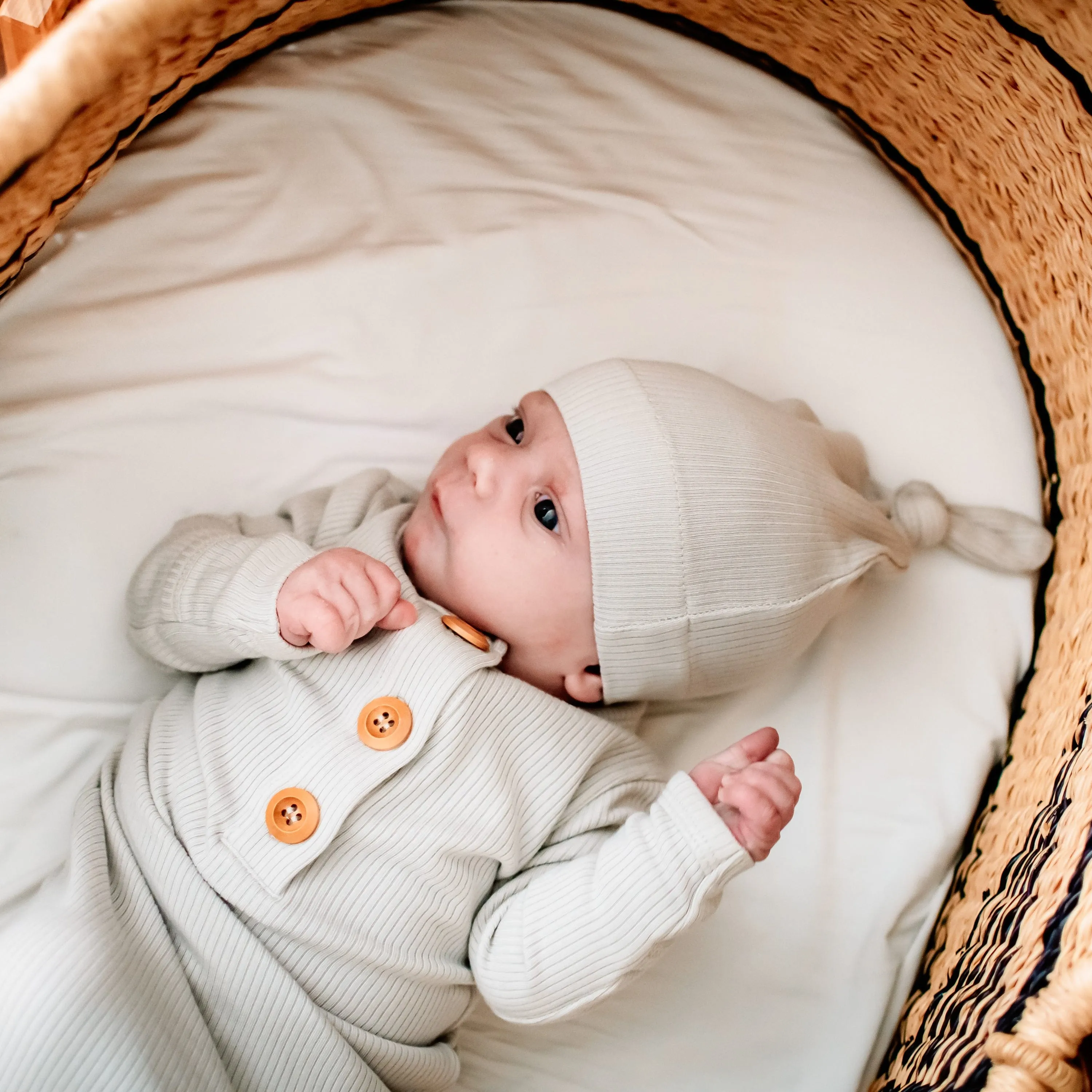 Ribbed Knotted Gown with Hat Set in Oat