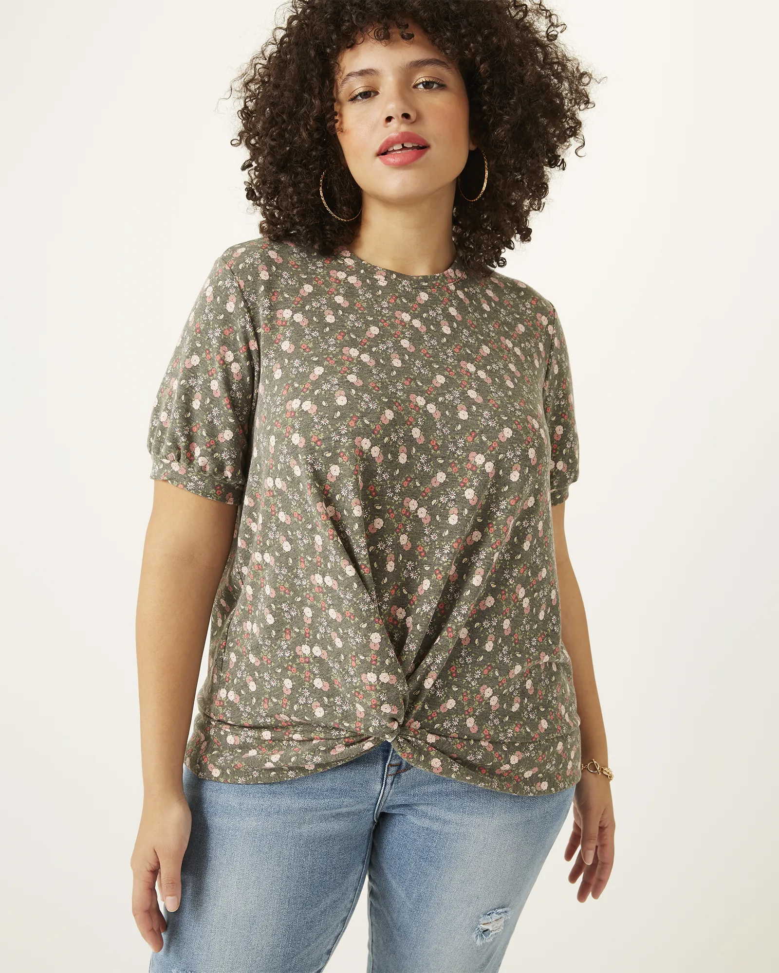 Thea Knotted-Hem Printed Tee | Olive Green / Peach